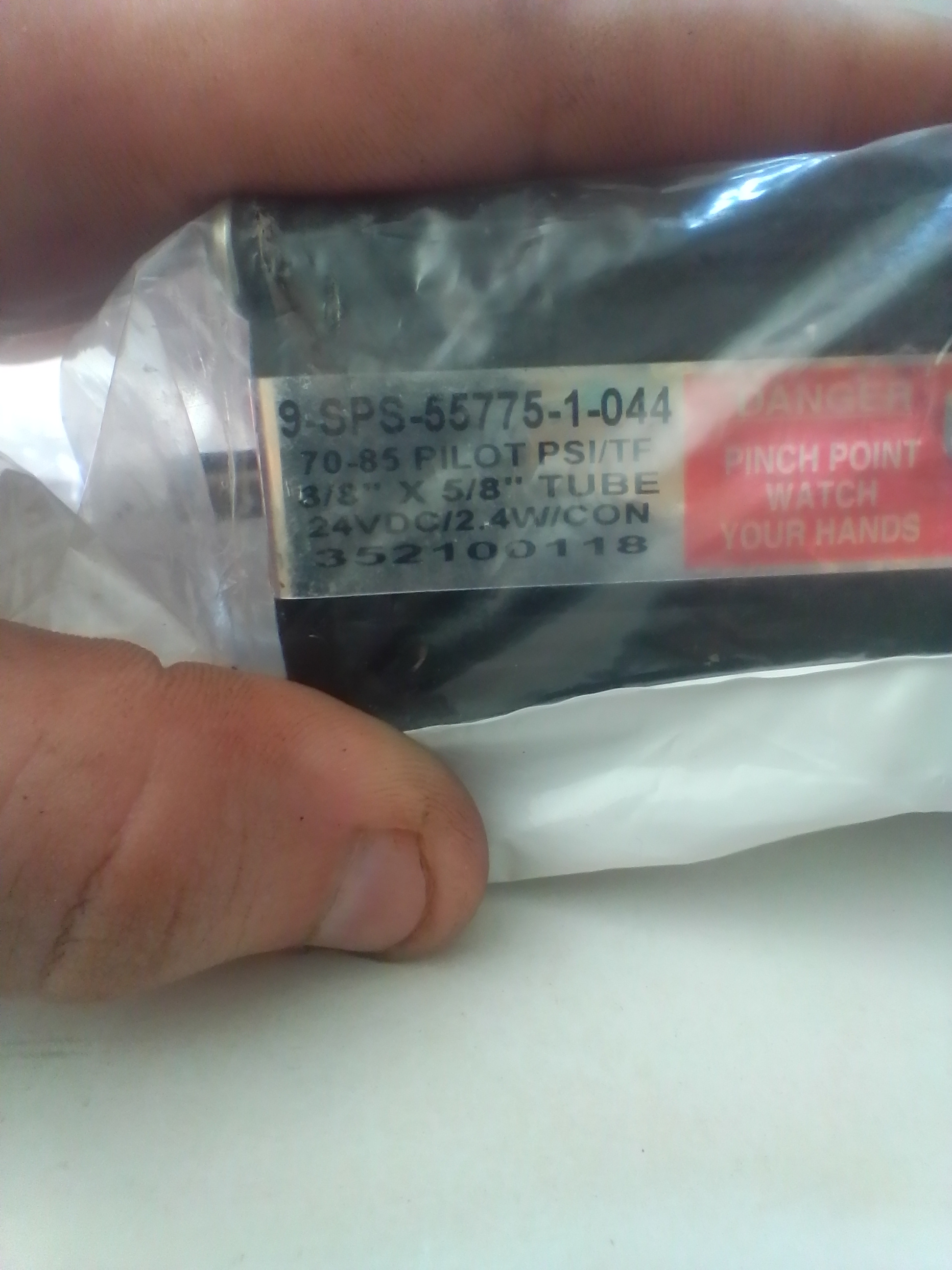Pinch Valve with Tee, Celcon,