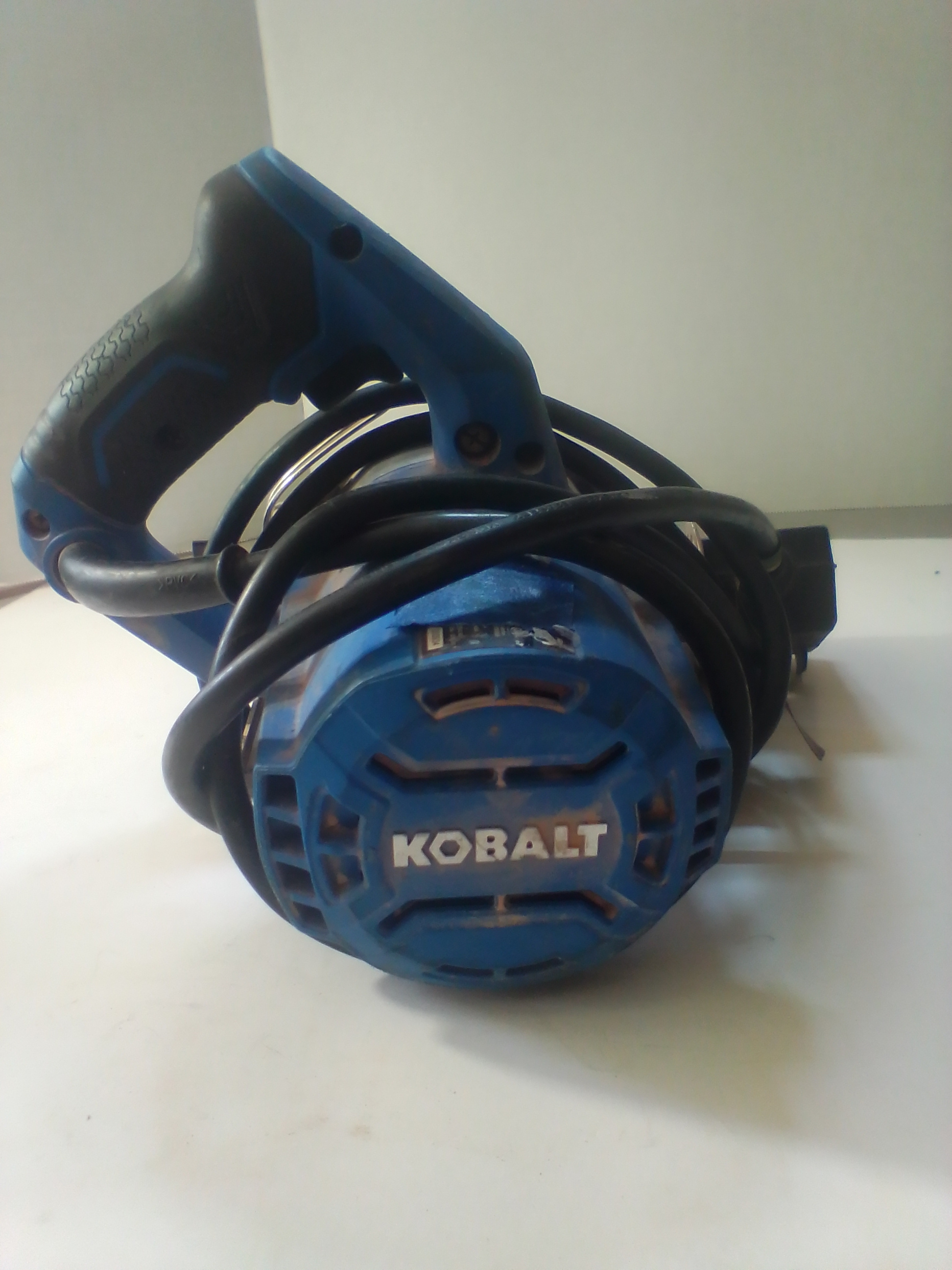 Kobalt Corded 4-Inch Handheld Tile Saw with Integrated GFCI