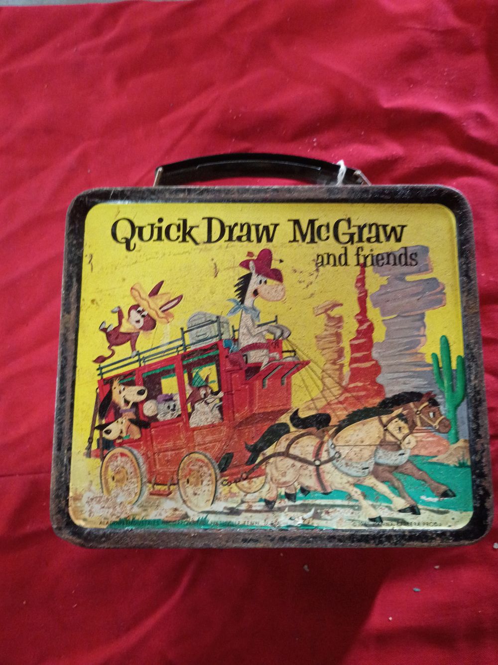 Lot 67: Aladdin Industries Huckleberry Hound and Quick Draw McGraw Metal Lunch Box 1961
