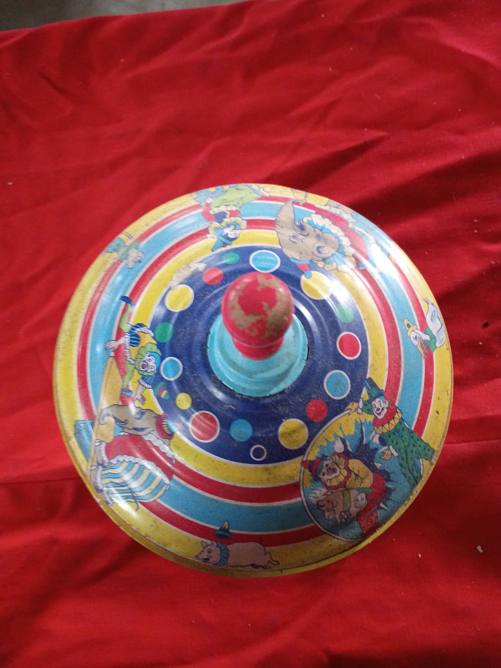 Lot 72: Schylling Circus Themed Tin Lithograph Humming Top