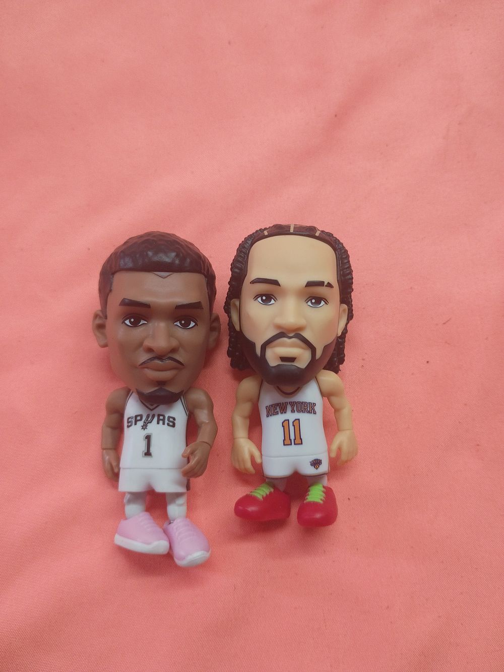 Lot 144: Two NBA Ballers Series Vinyl Figures Jalen Brunson and Victor Wembanyama
