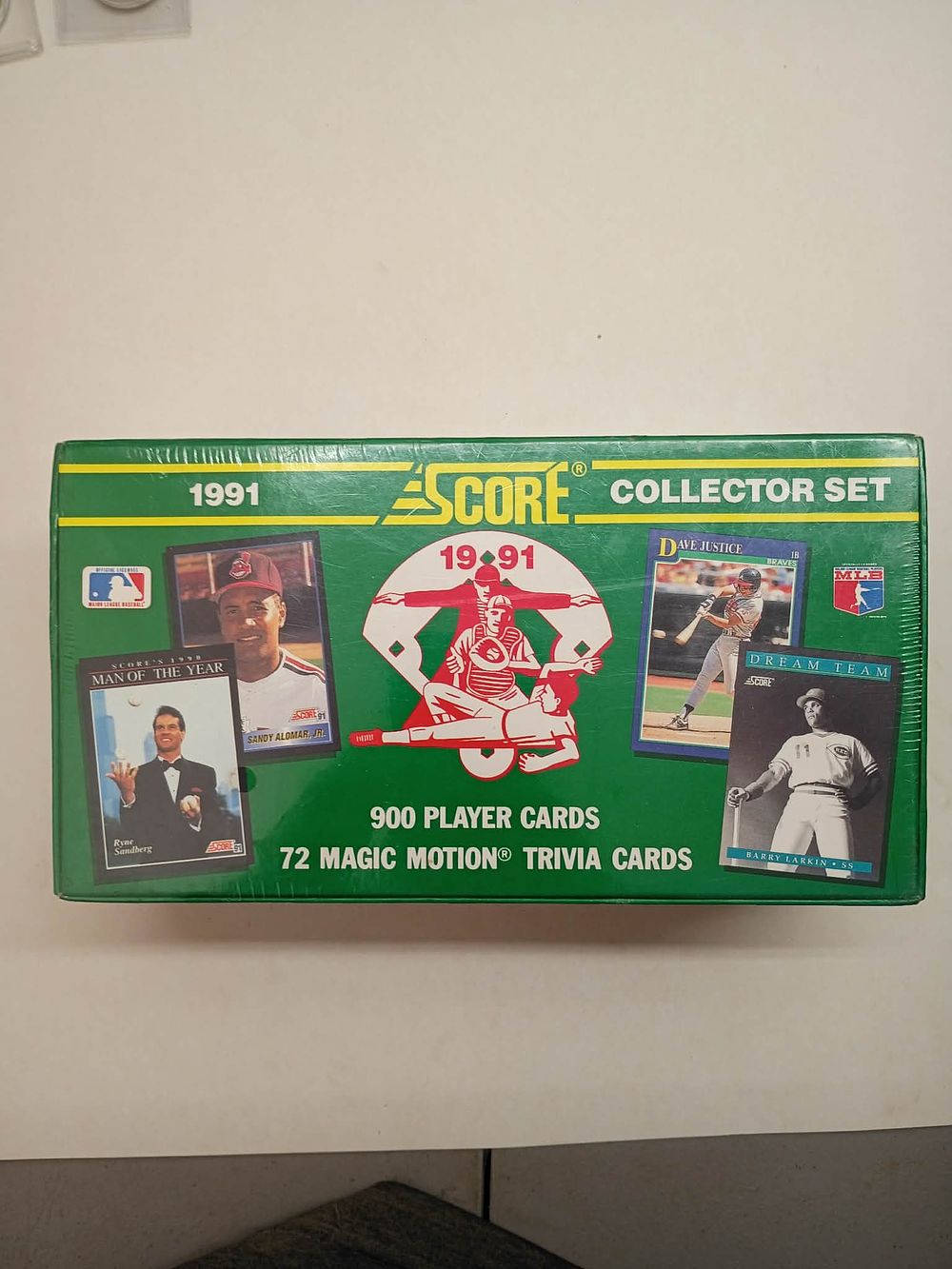 Lot 7: 1991 Score Major League Baseball Factory Sealed 900-Card Collector Set