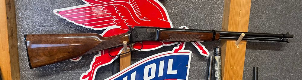 Lot 27: Browning BL-22 dates to 1995 great shape shoots great