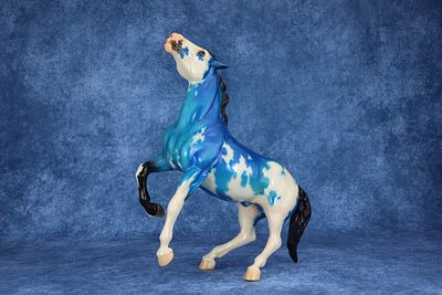 Semi-Rearing Mustang -Glossy Electric Blue Sabino. The Semi-Rearing Mustang, mold #87, has come 