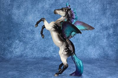 Silver Pegasus. Our fan-favorite Silver mold, #574, has sprouted wings and started quacking! 