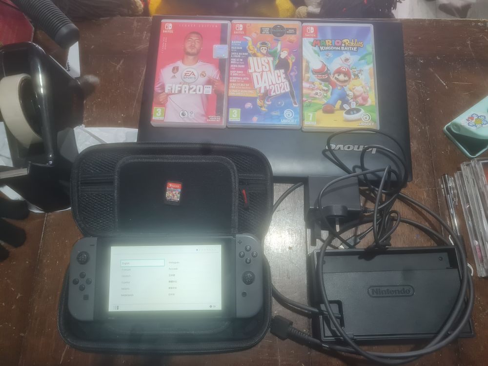 Buy Sell Trade Auction House | Auction 61 | Weekly auction all lots start &pound;1 no reserve collection or delivery pokemon comics models computers games gold, silver antiques jewellery lots to be added