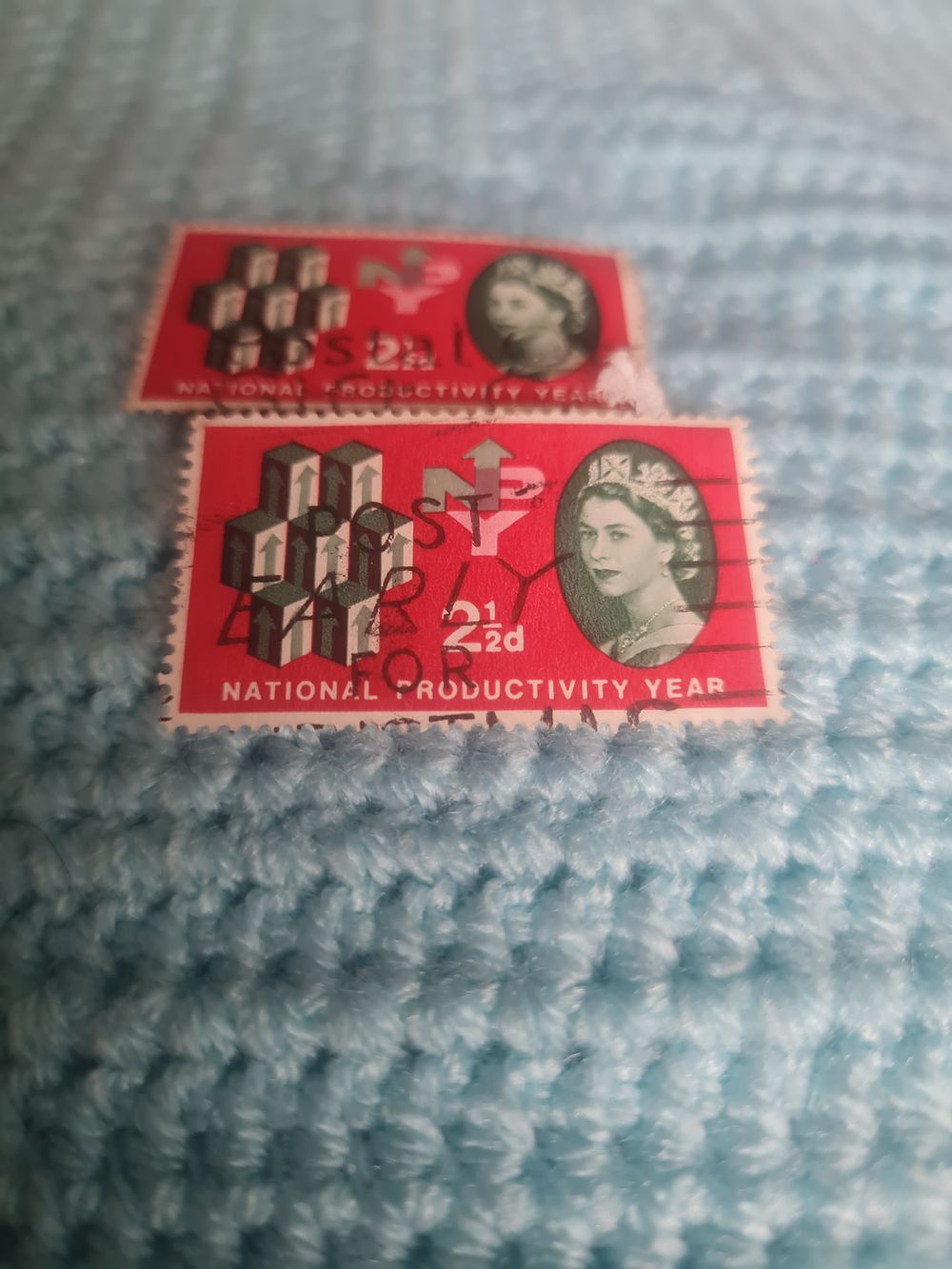 Lot 171: Vintage stamps