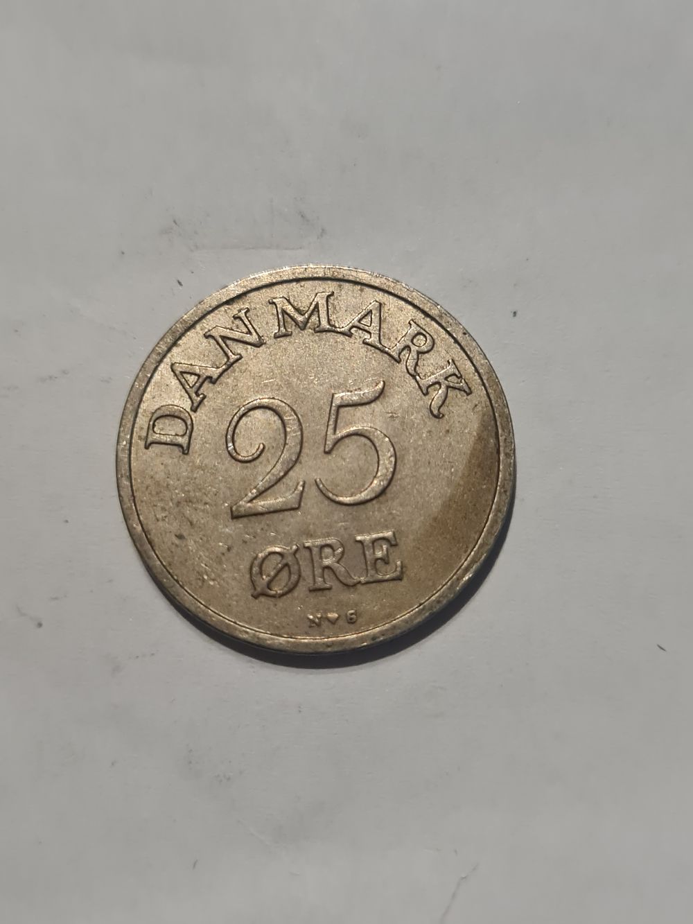 Lot 256: Vintage danmark coin