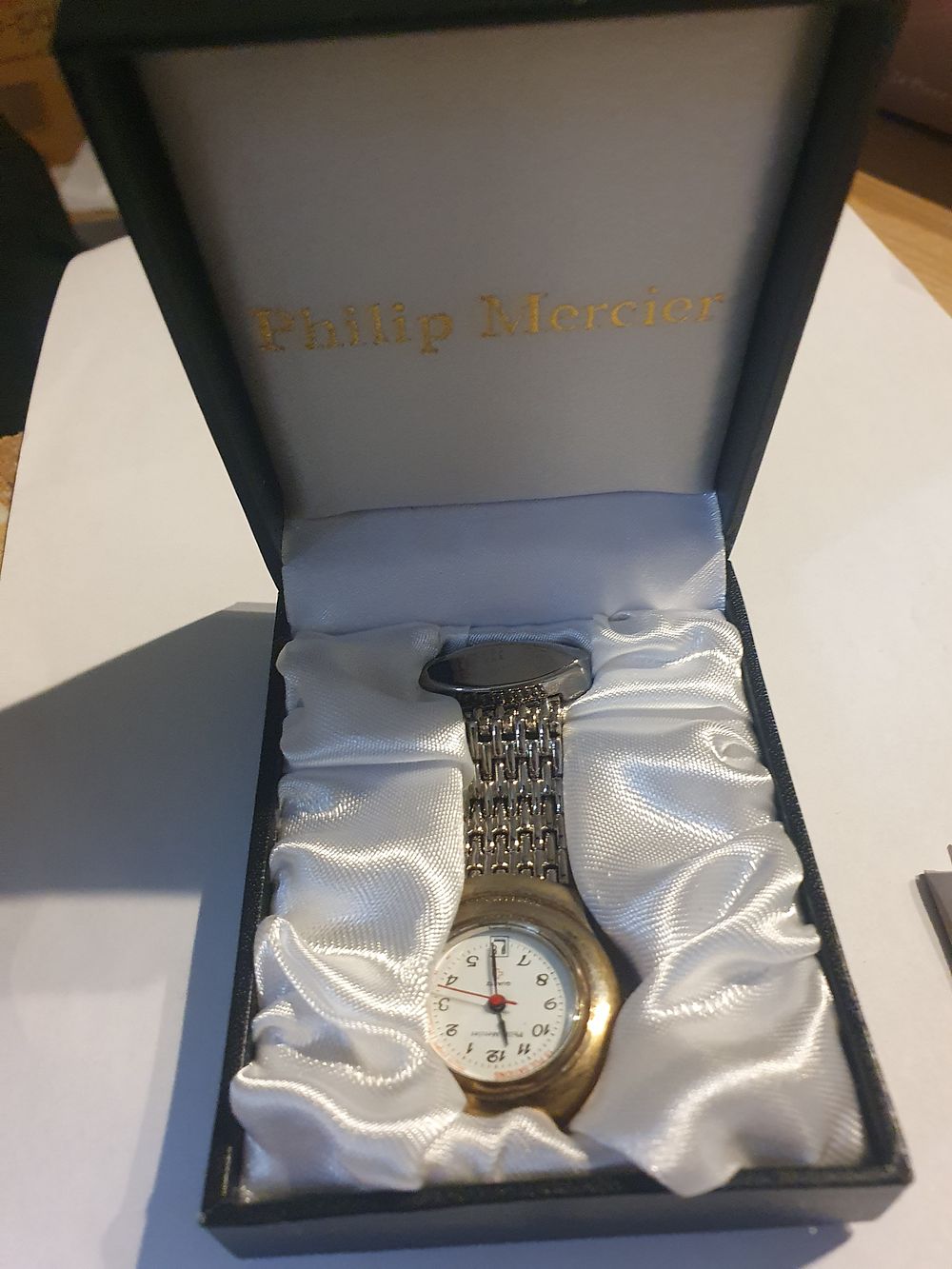 Lot 1z: Boxed Philip mercier fob watch