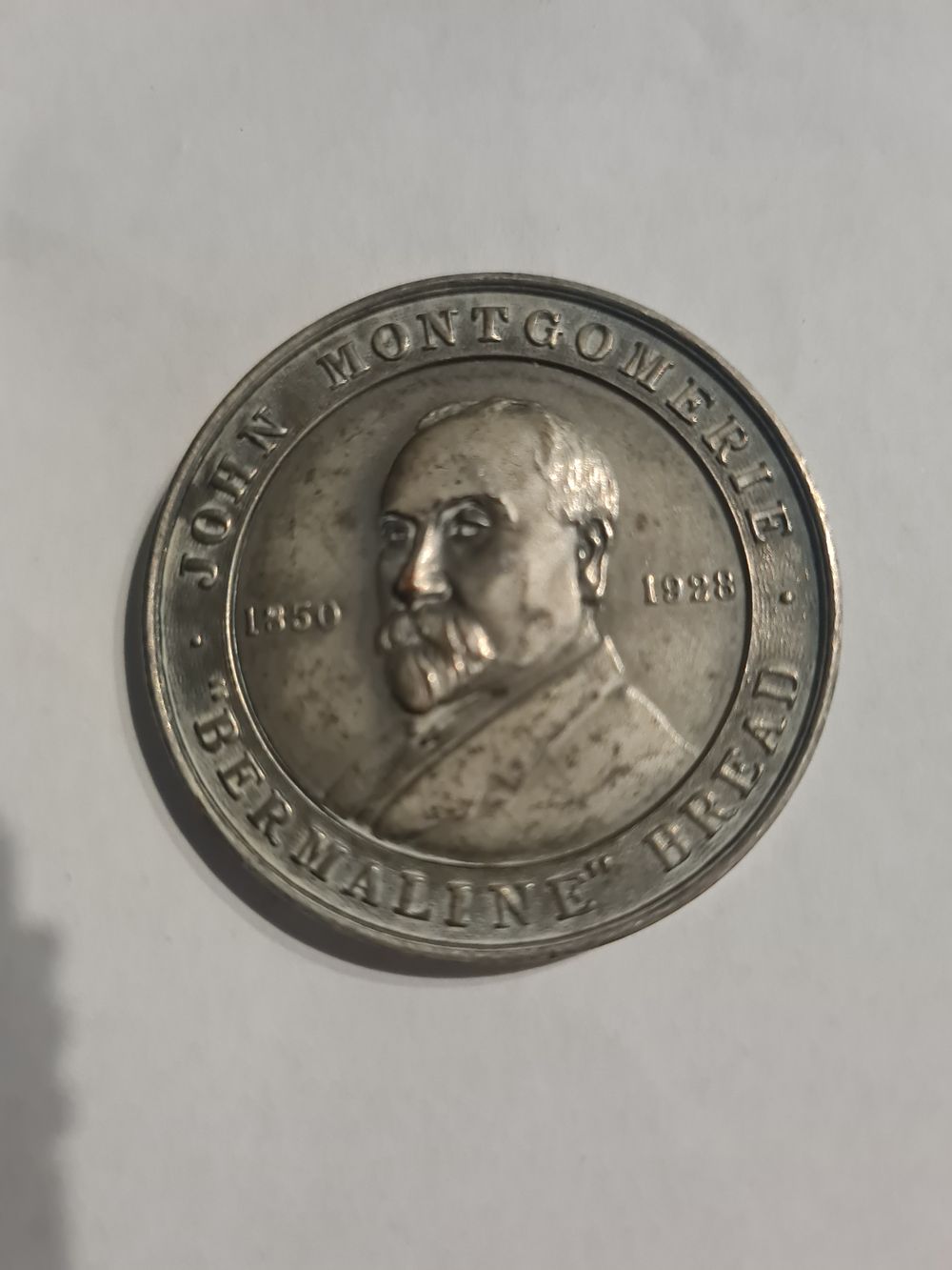 Lot 148: Vintage coin