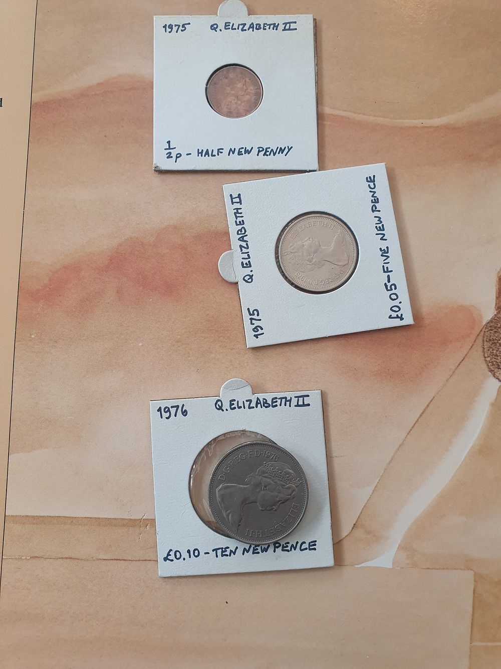 Lot 152: Set of 3 vintage coins