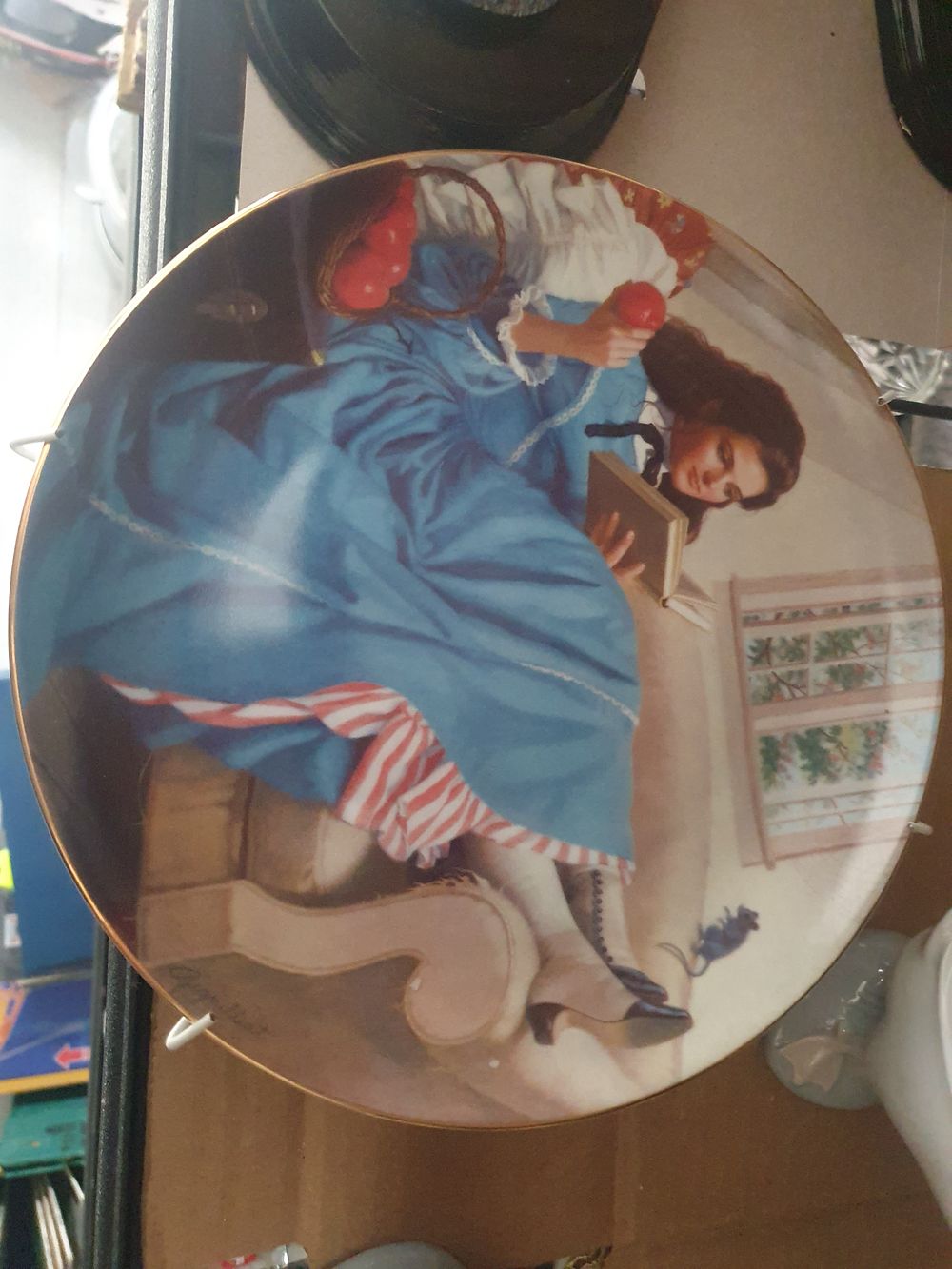 Lot 192: Limited edition little woman collecters plate