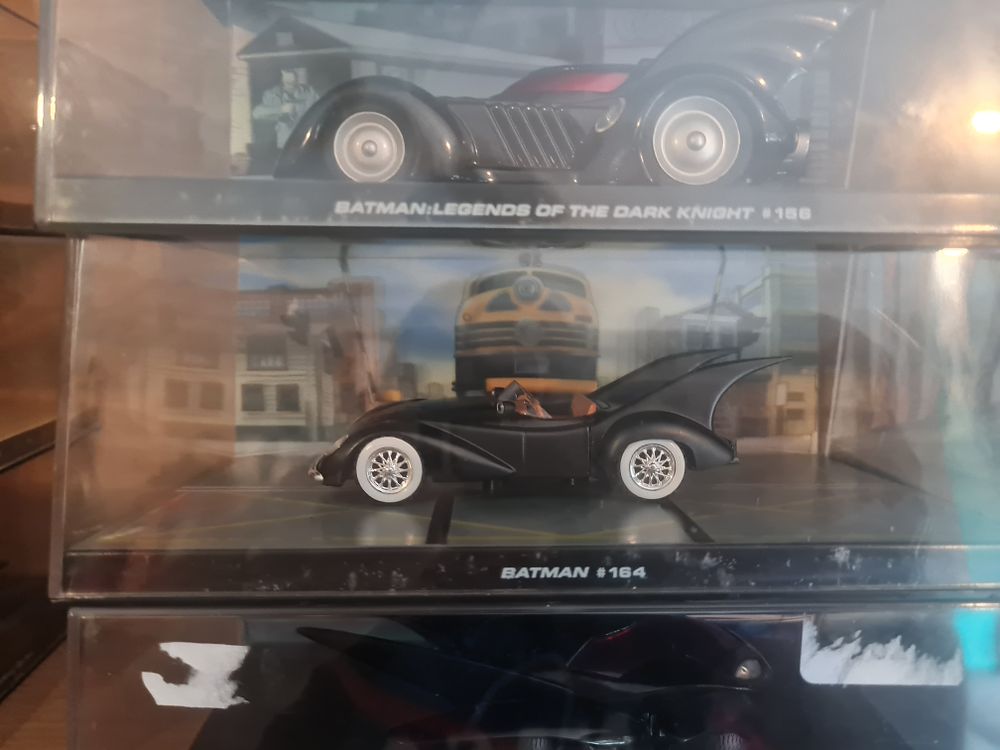 Lot 210: Cased batman model