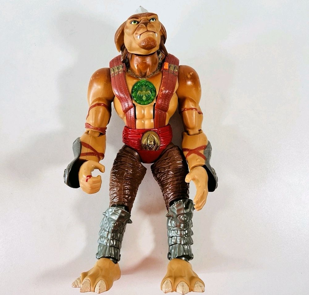 Lot 218: Small soldiers figure vintage