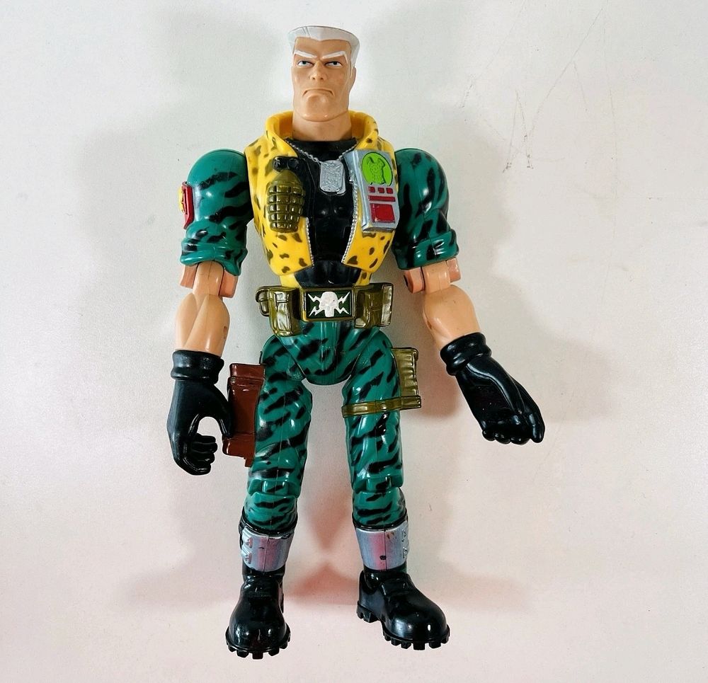 Lot 219: Small soldiers figure vintage