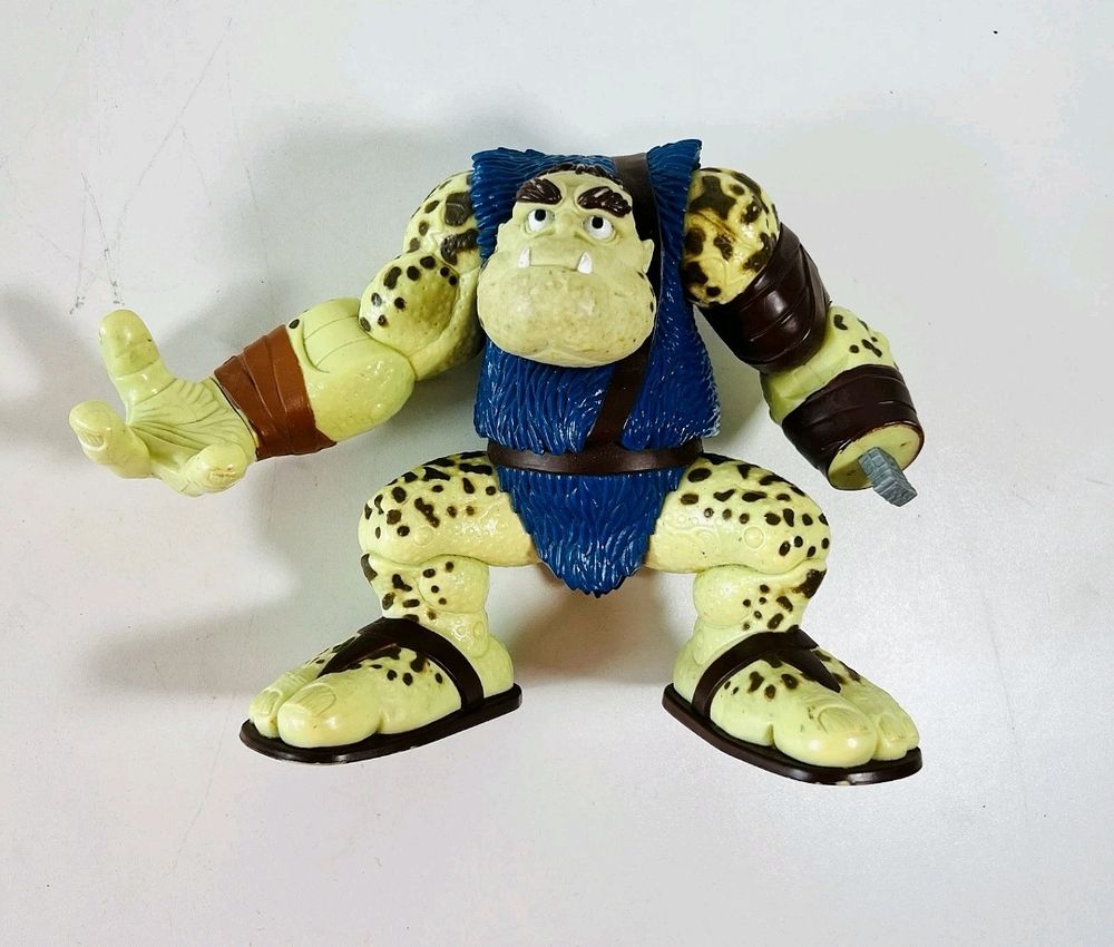 Lot 220: Small soldiers figure vintage