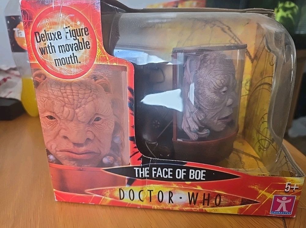 Lot 225: Dr who face of boe