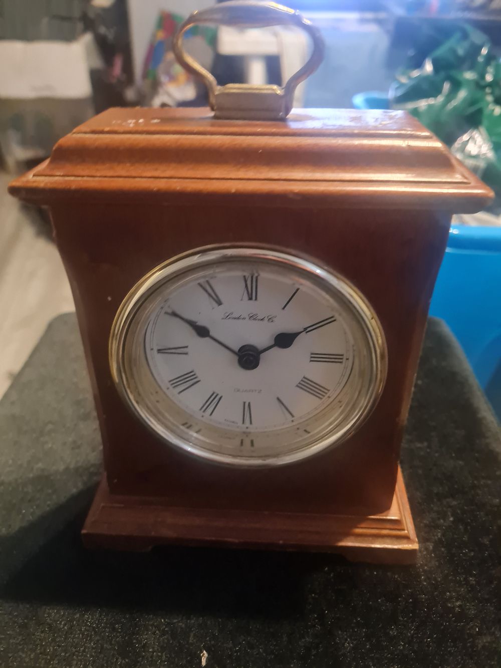 Lot 234: Vintage clock