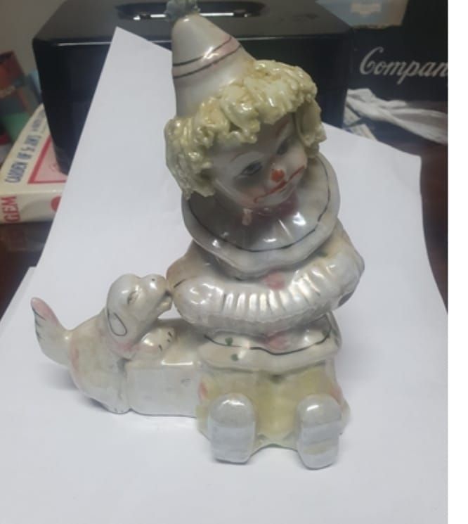 Lot 280: Clown figure