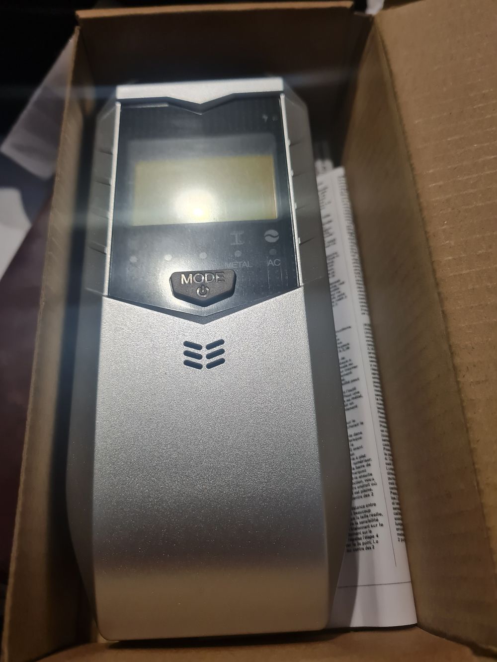 Lot 23e: New stud wall finder