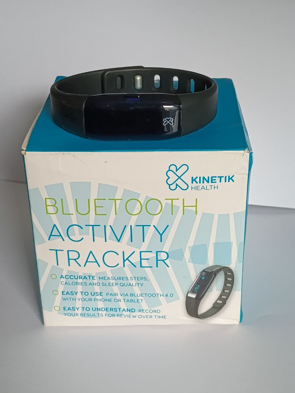 Lot 333: Bluetooth Activity Tracker Watch in Box