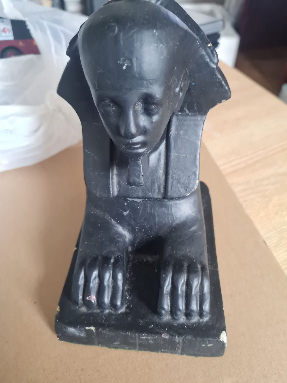 Lot 406: Egyptian figures
