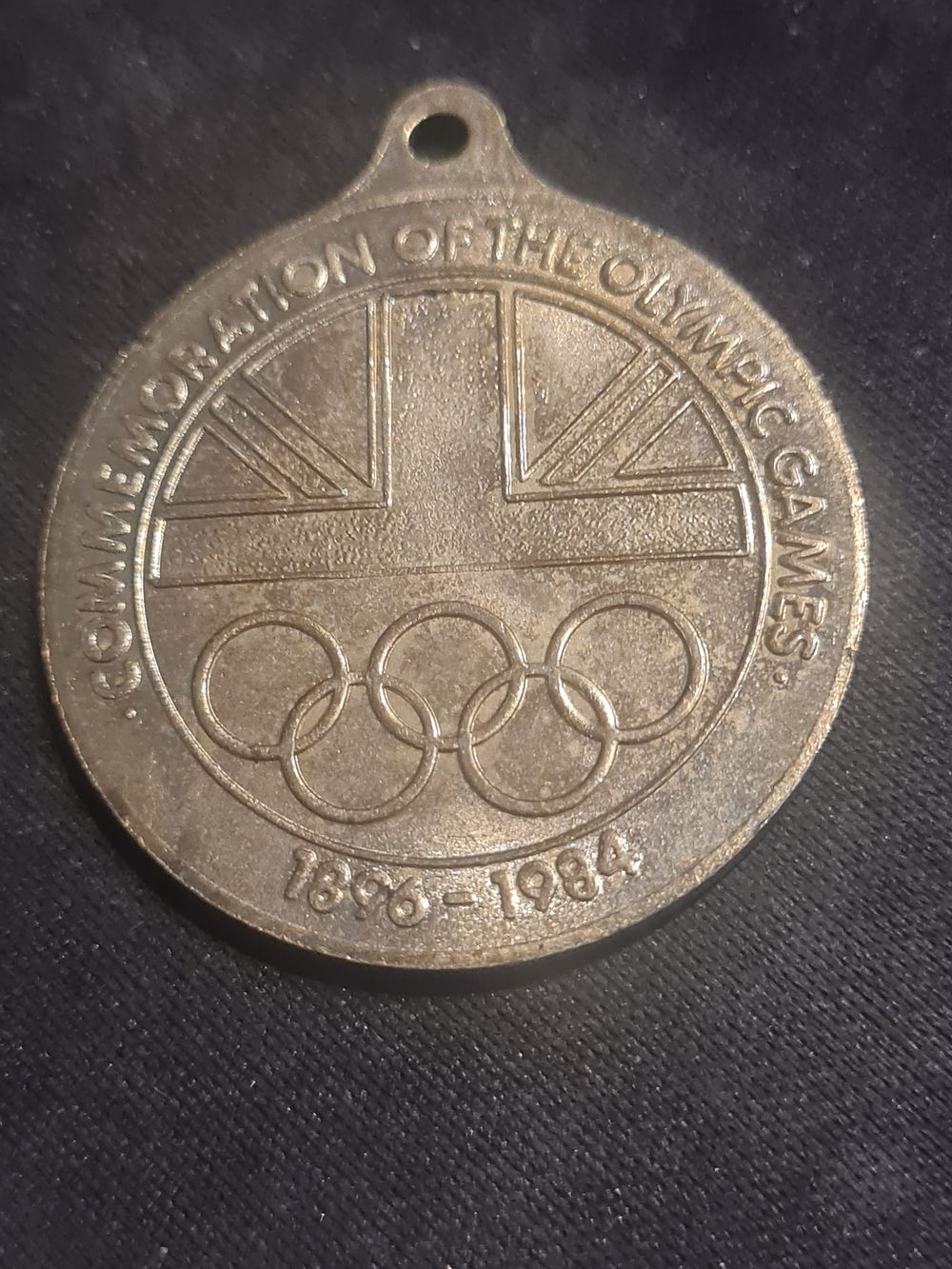Lot 184: Olympics games medal