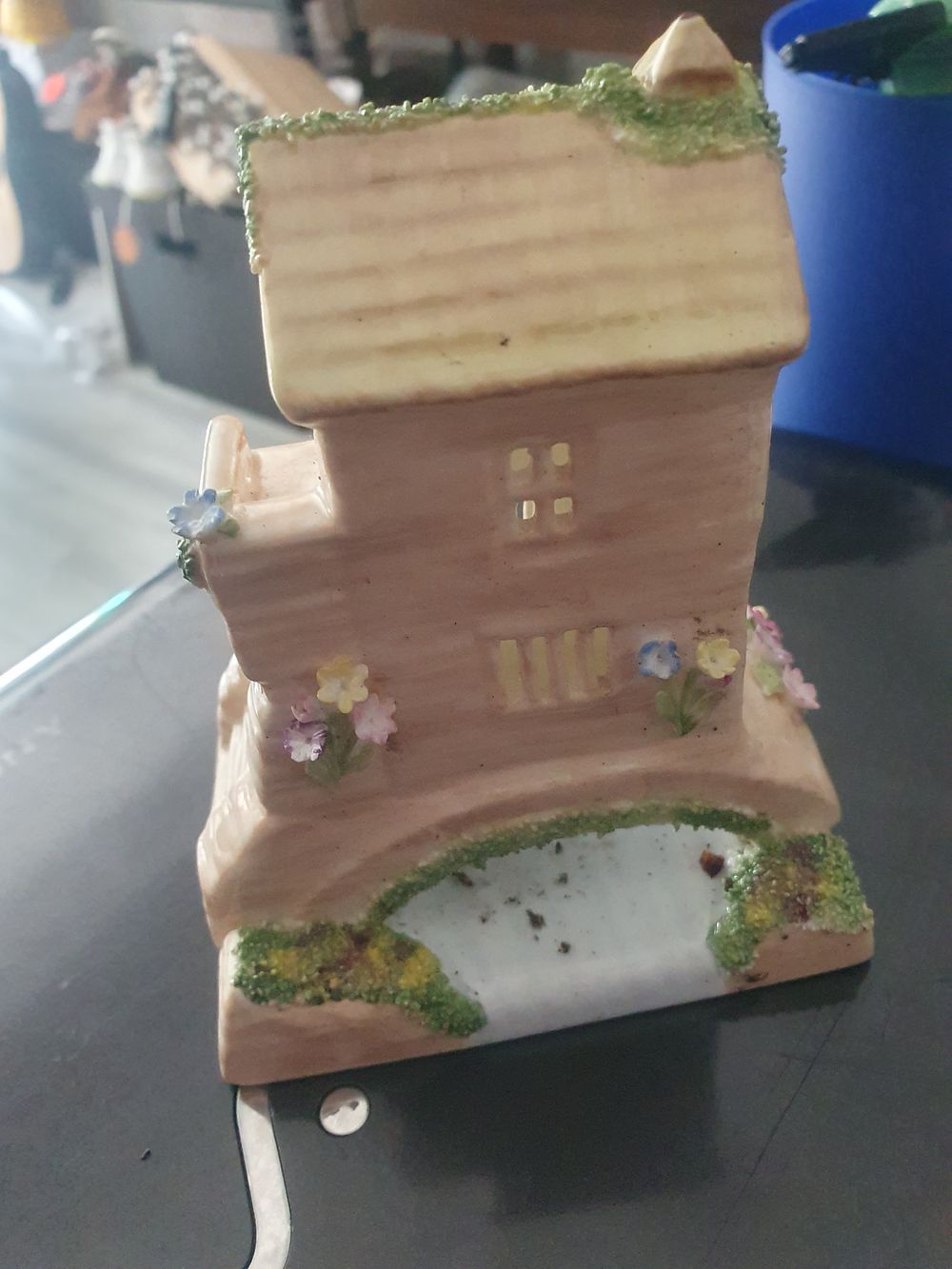 Lot 301: Bridge house by coalport