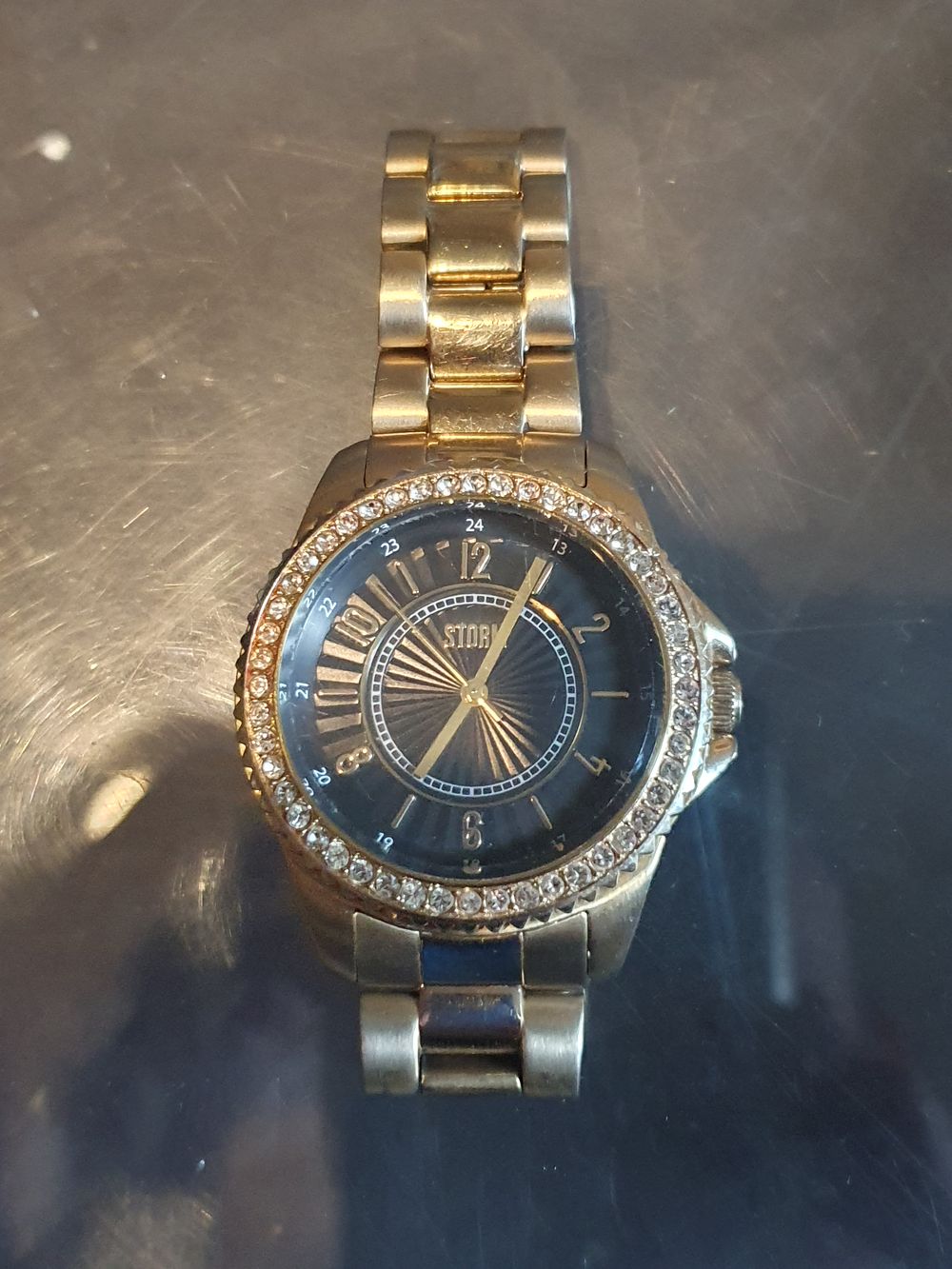 Lot 358: Storm watch great condition