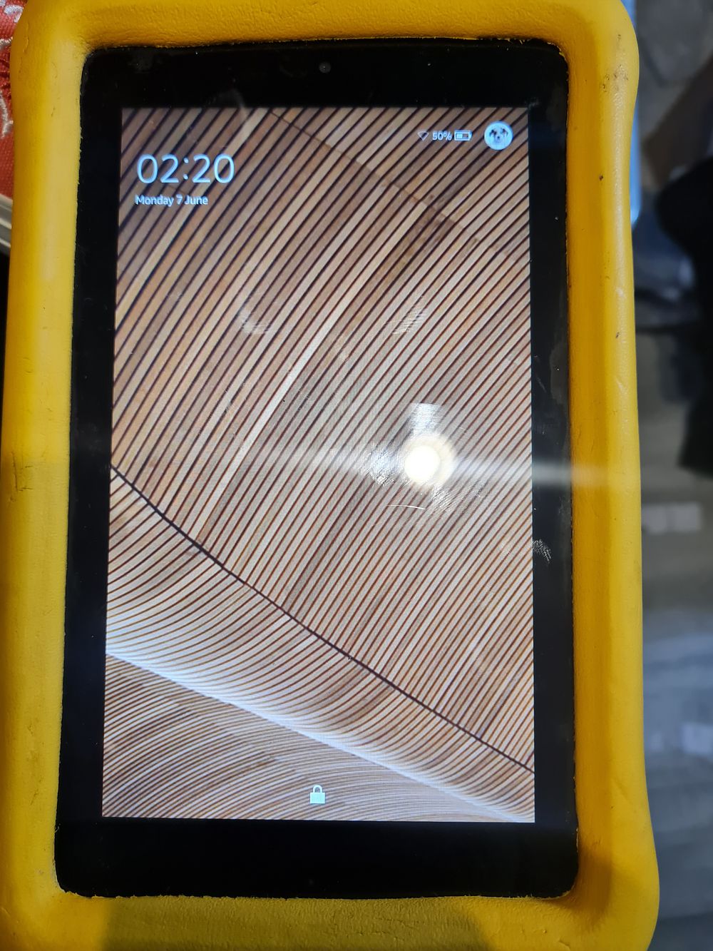 Lot 412: Amazon fire tablet  working
