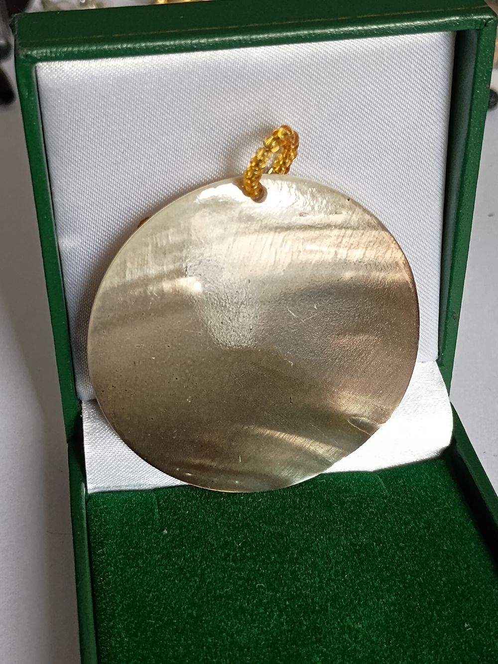 Lot 195: Ladies Pendant