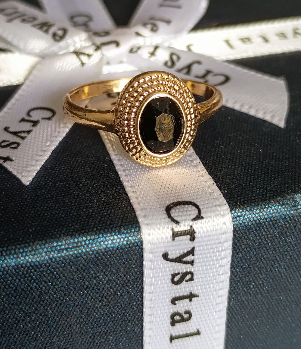 Lot 241: Black Centre Stone Ring