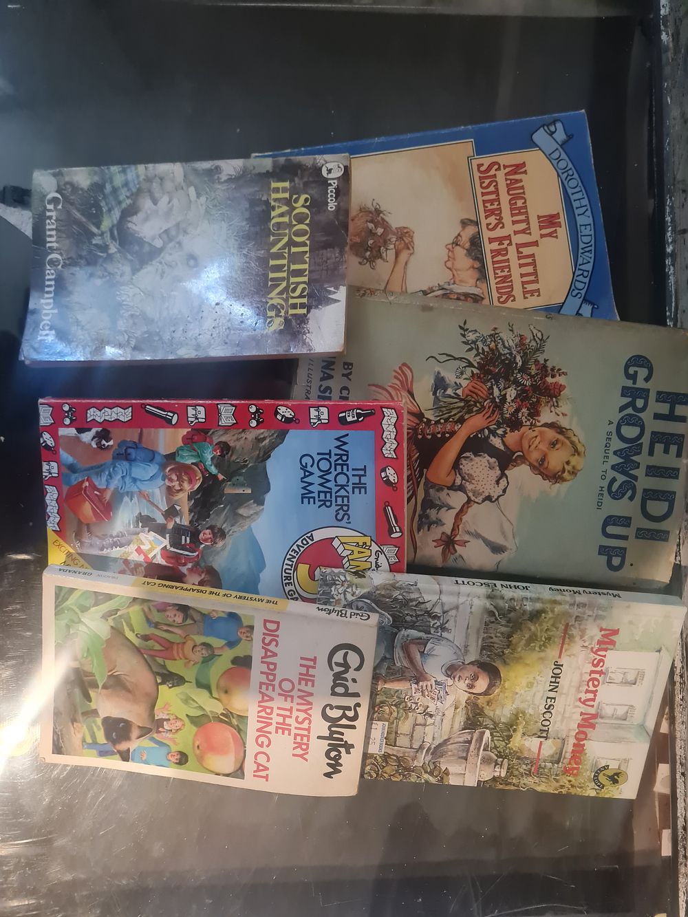 Lot 307: Joblot of children's books