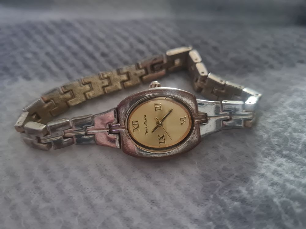 Lot 122a: Vintage ladied watch