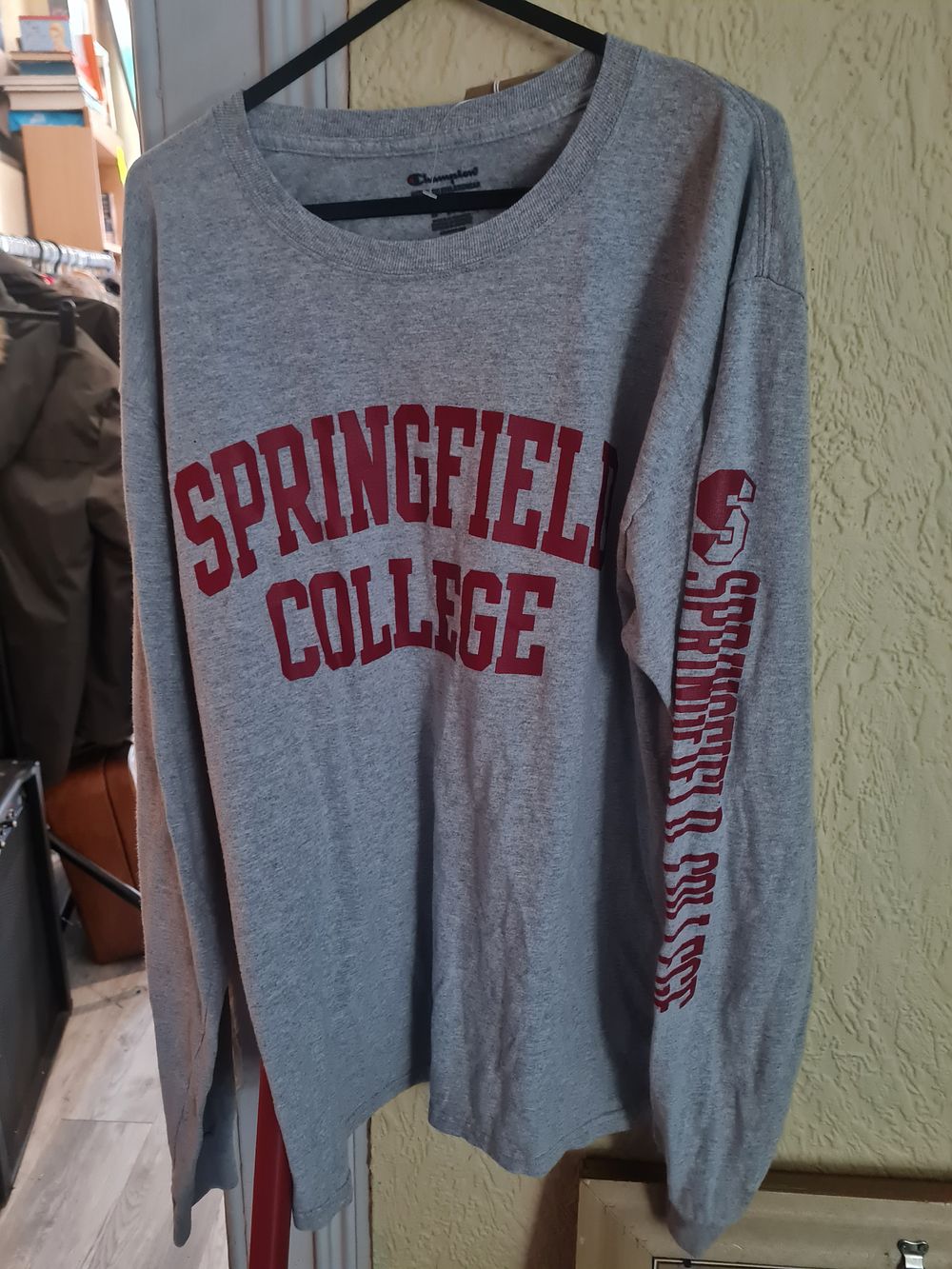 Lot 109u: Springfield collage top