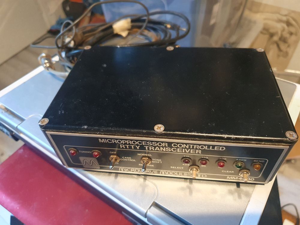 Lot 19k: Cb transceiver