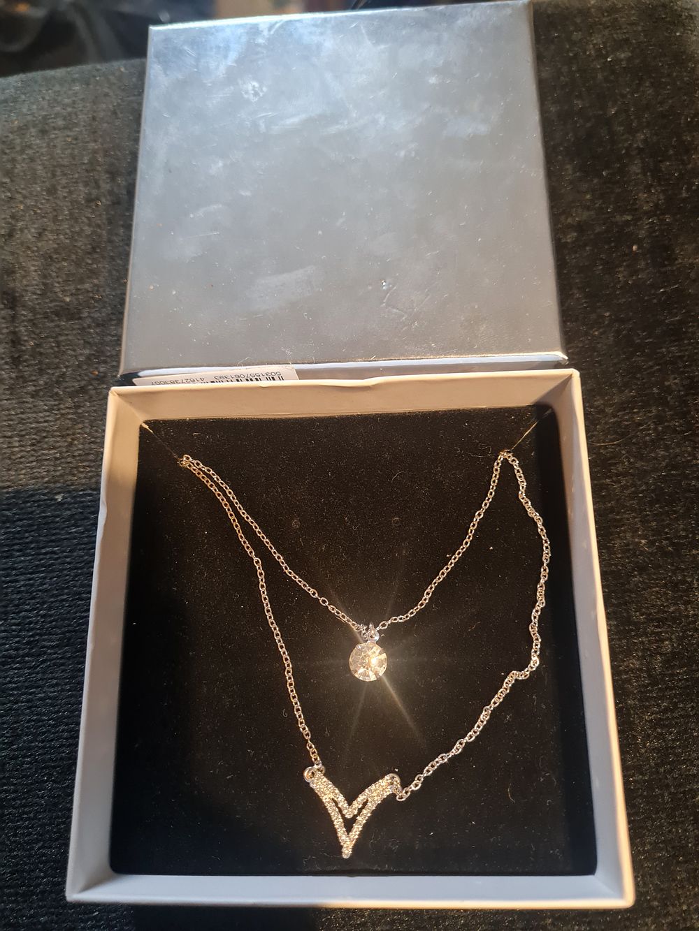 Lot 115: Boxed ladies chain