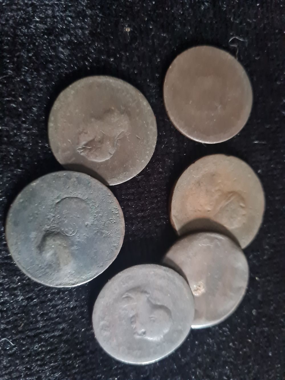 Lot 205: Vintage coin lot
