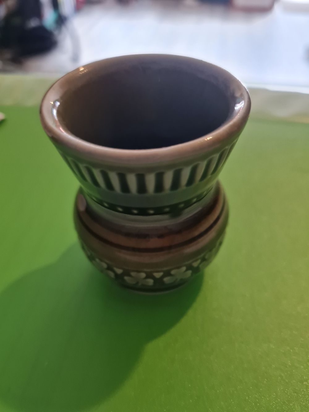 Lot 214: Vintage irish porcelain vase