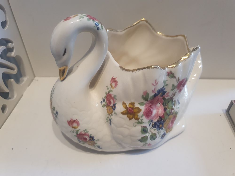 Lot 216: Large Staffordshire swann