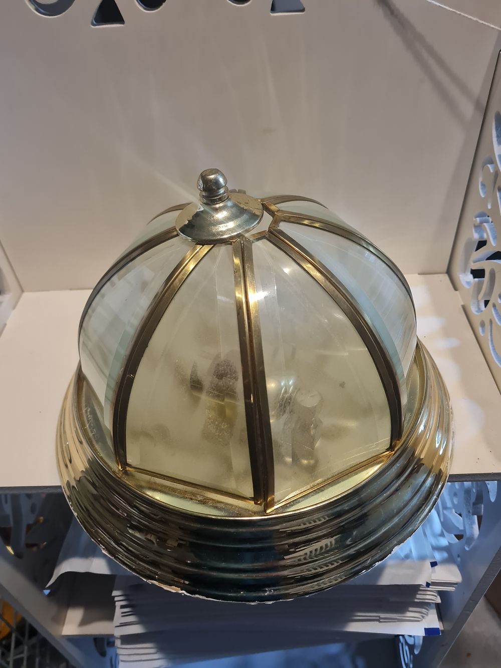 Lot 226: Vintage light