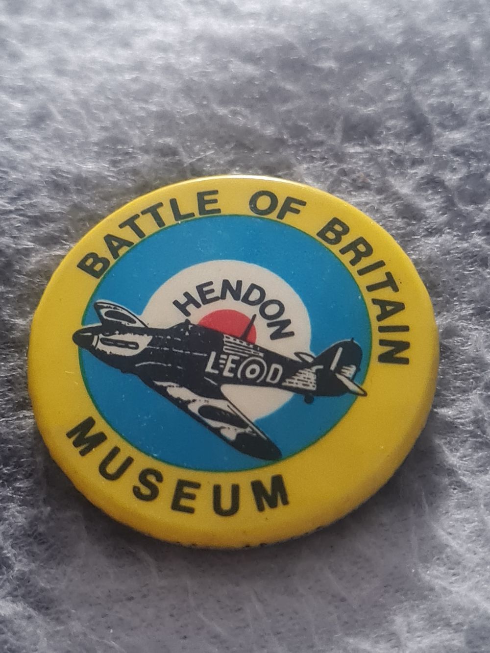 Lot 230: Vintage battle of Britain badge