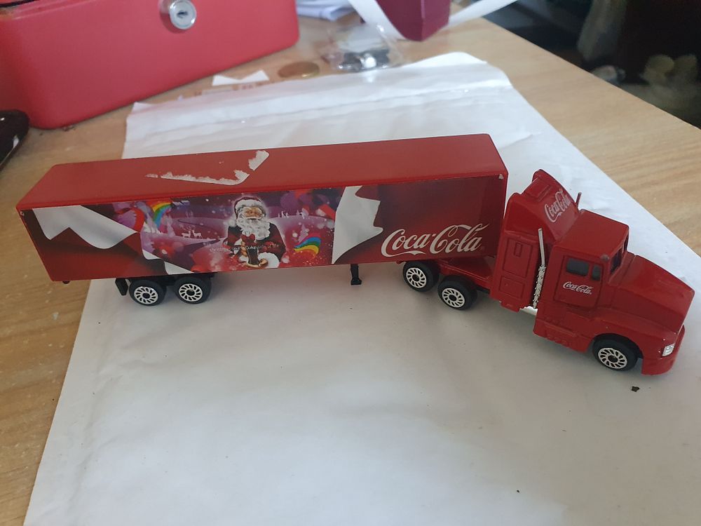 Lot 263: Coca Cola lorry Xmas