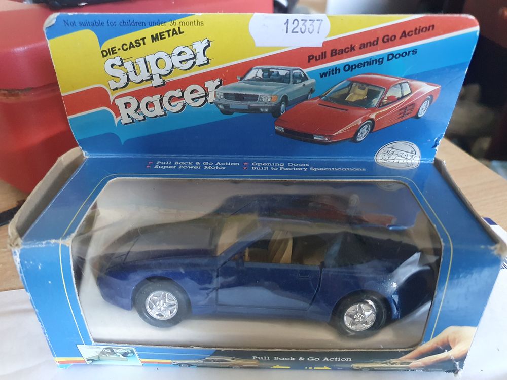 Lot 274: Die Cast boxed model