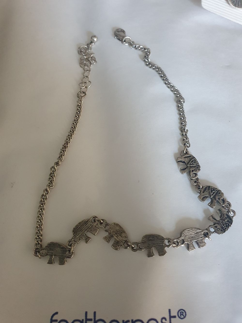 Lot 285: Elephant necklace