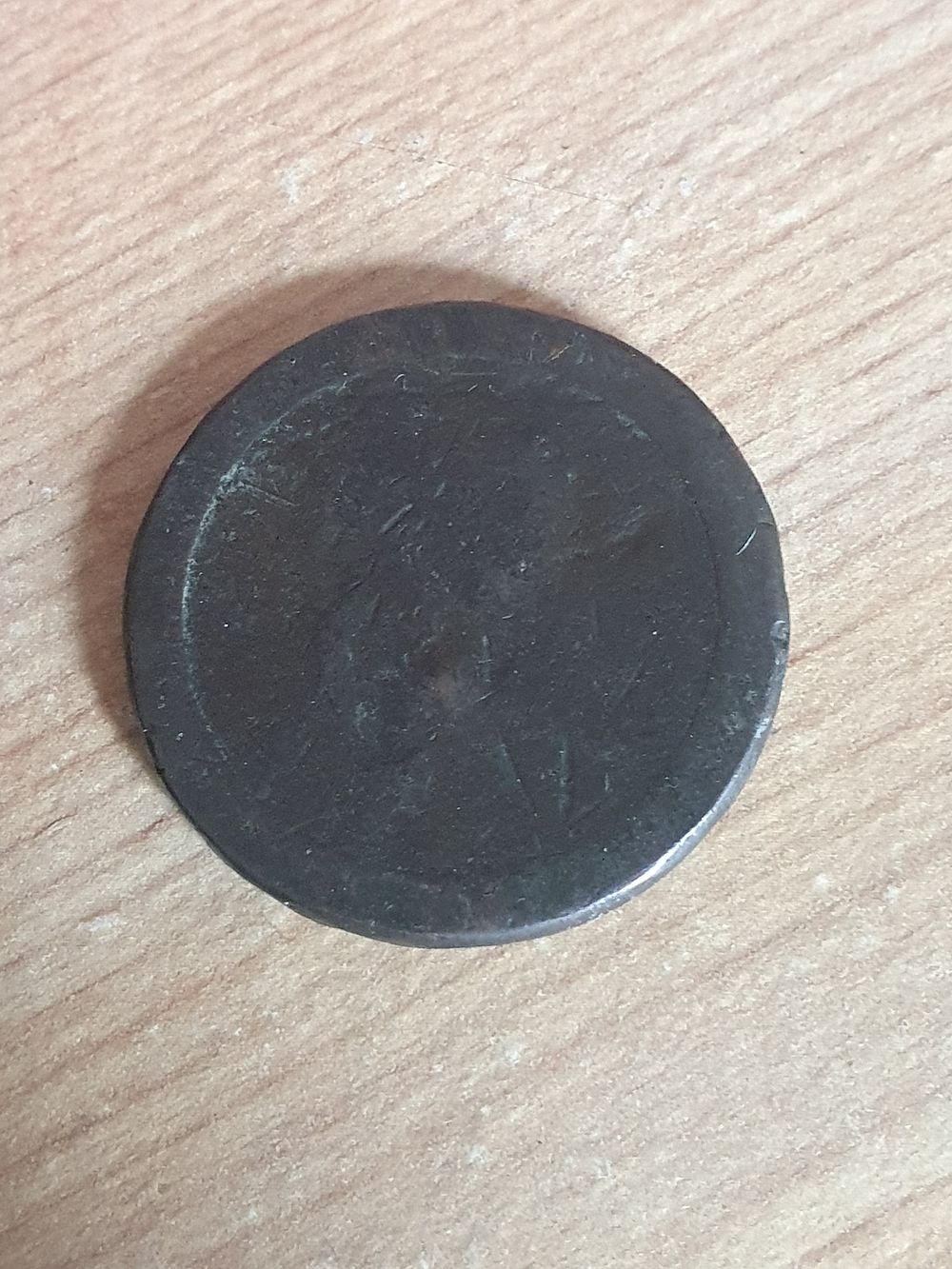 Lot 297: Vintage coin