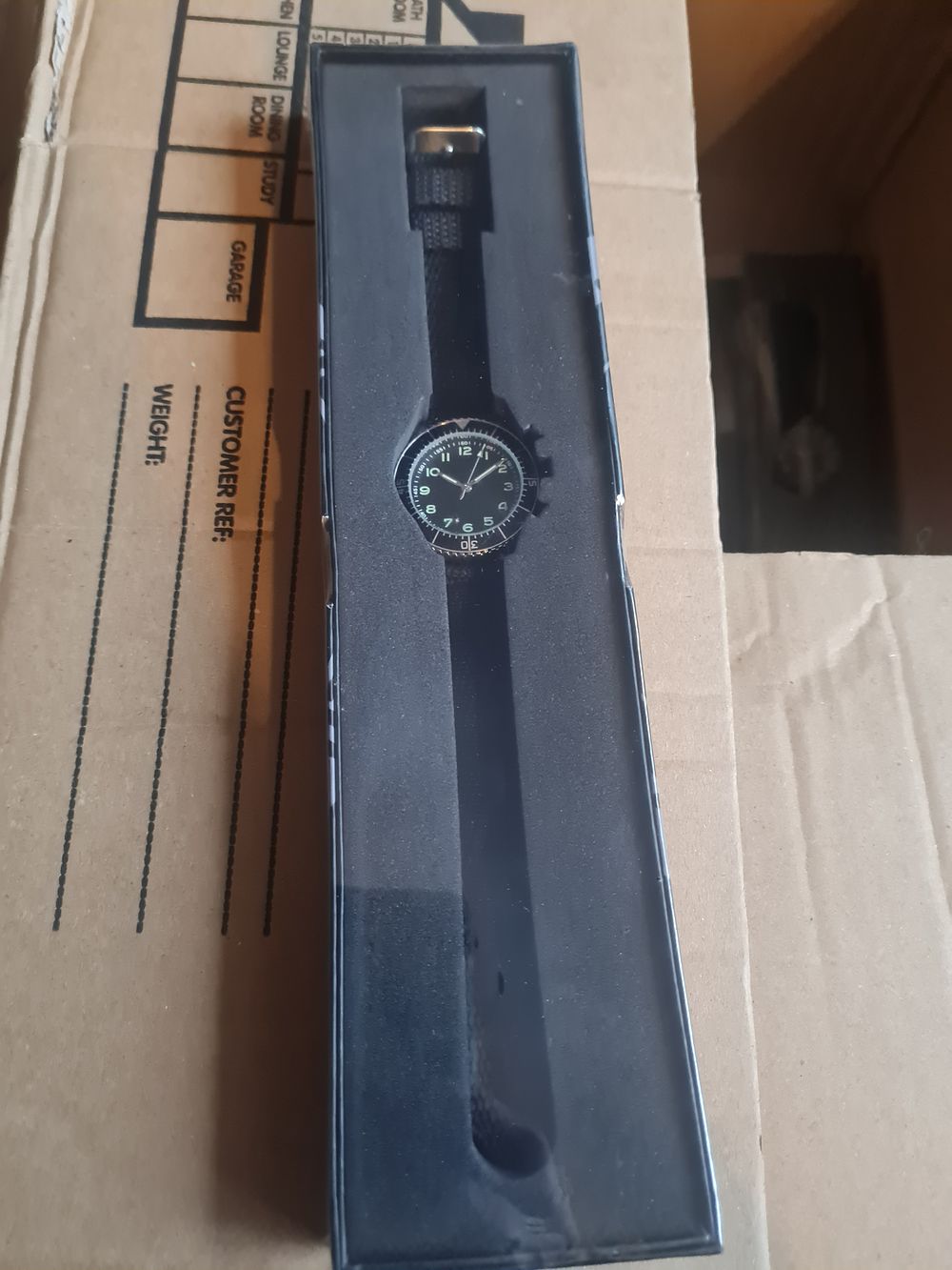 Lot 191a: New boxed watch