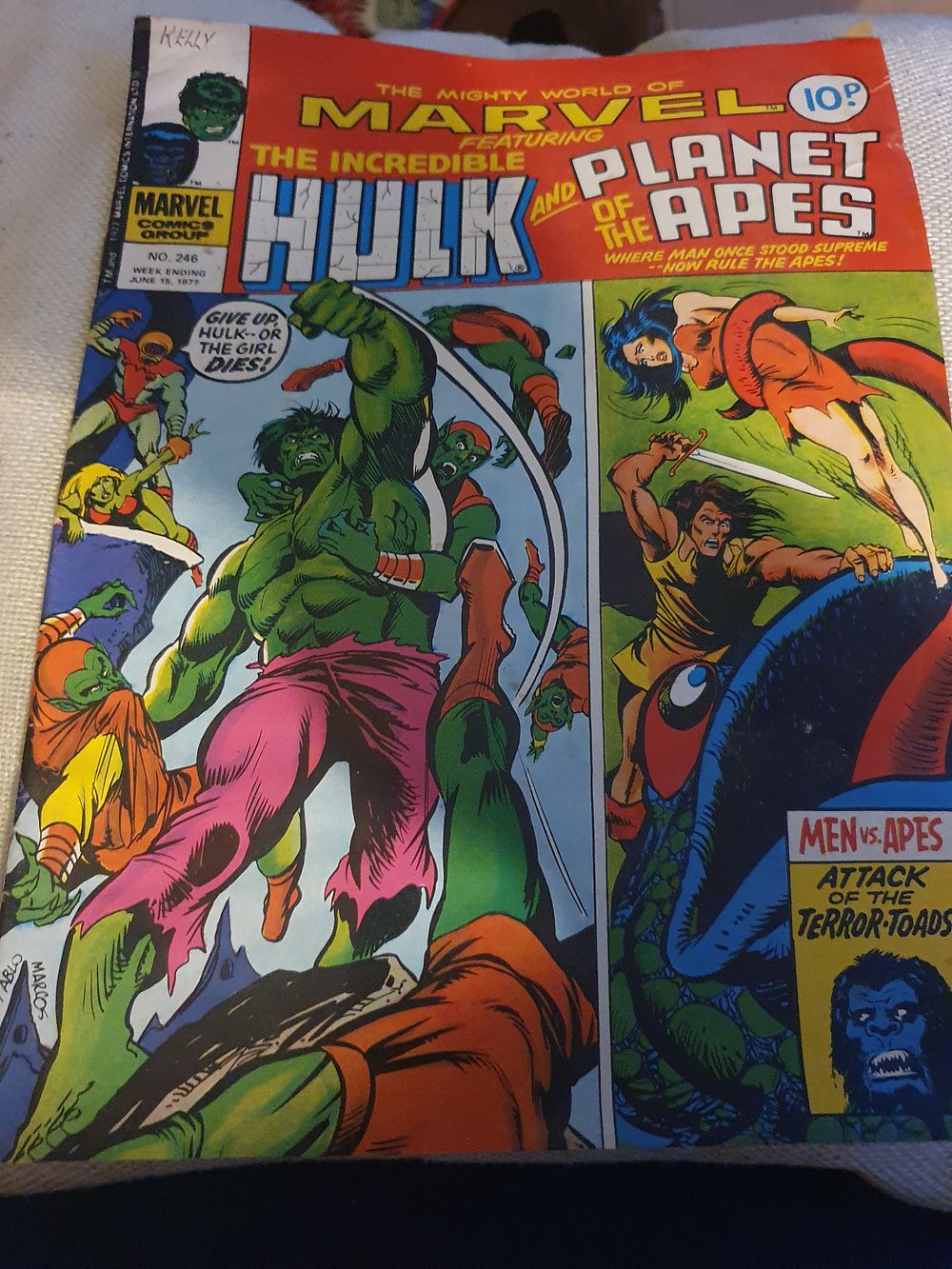 Lot 114: Marvel hulk and planet of apes vintage comic