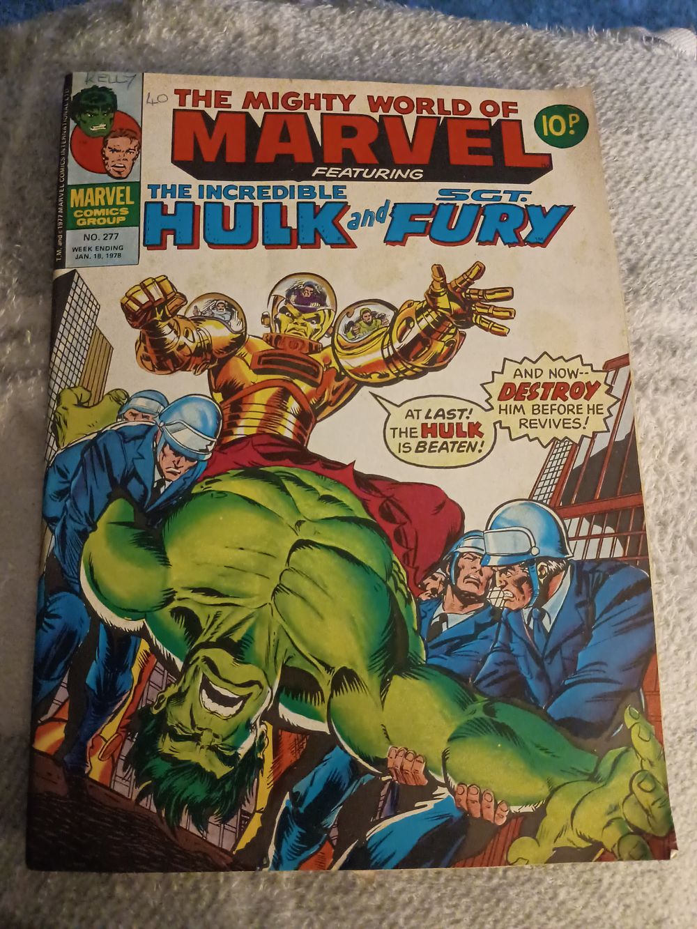 Lot 126: The Mighty World Of Marvel Featuring The Incredible Hulk And Fury Vintage Comic 1978
