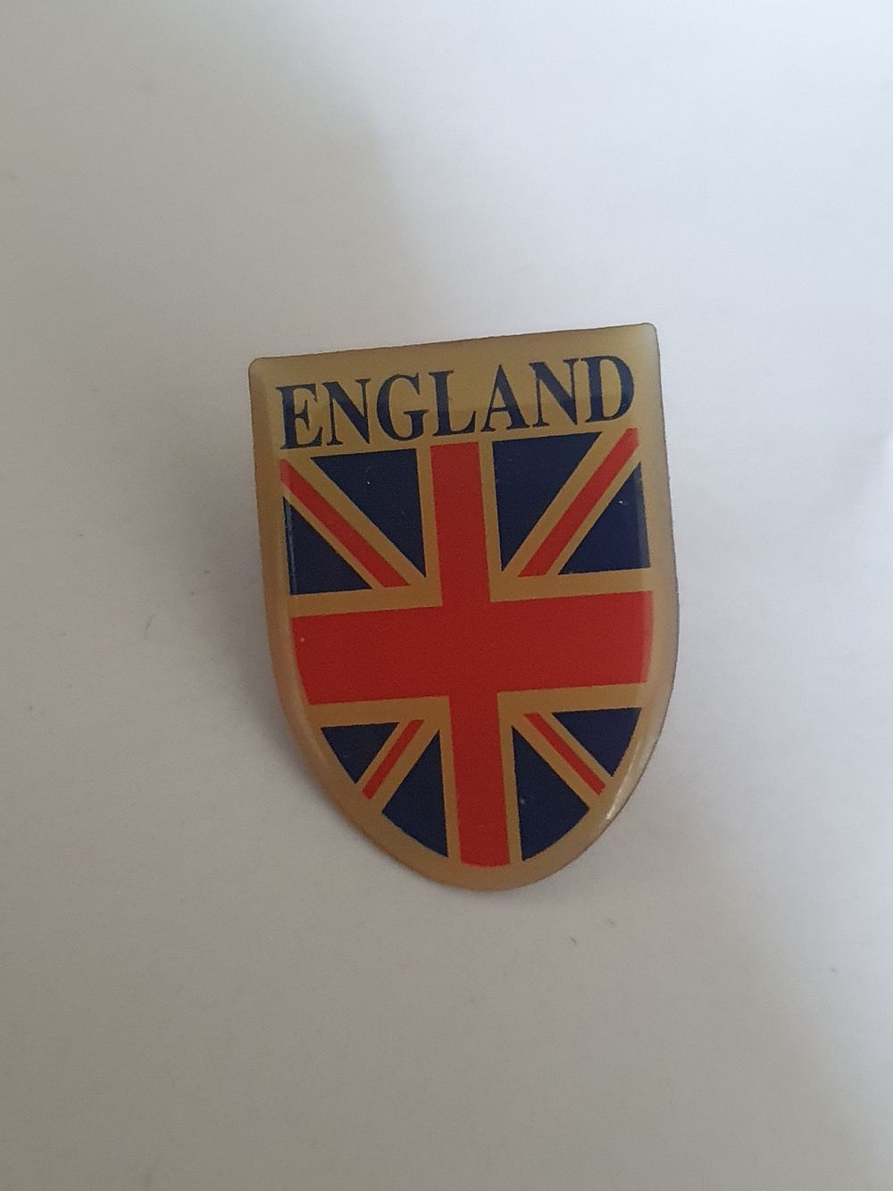 Lot 187: England pin badge